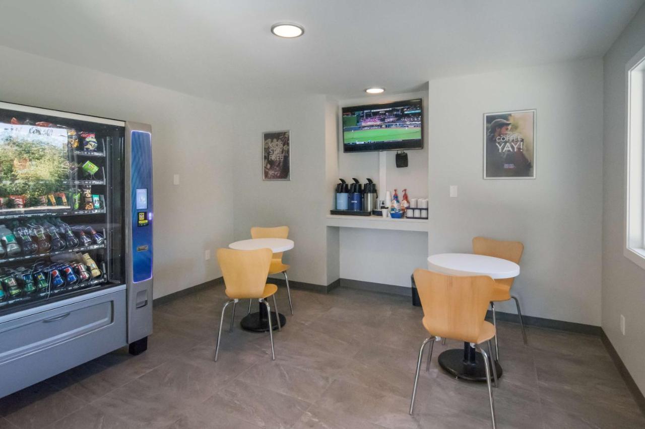 Motel 6-Saanichton, Bc - Victoria Airport Exterior photo